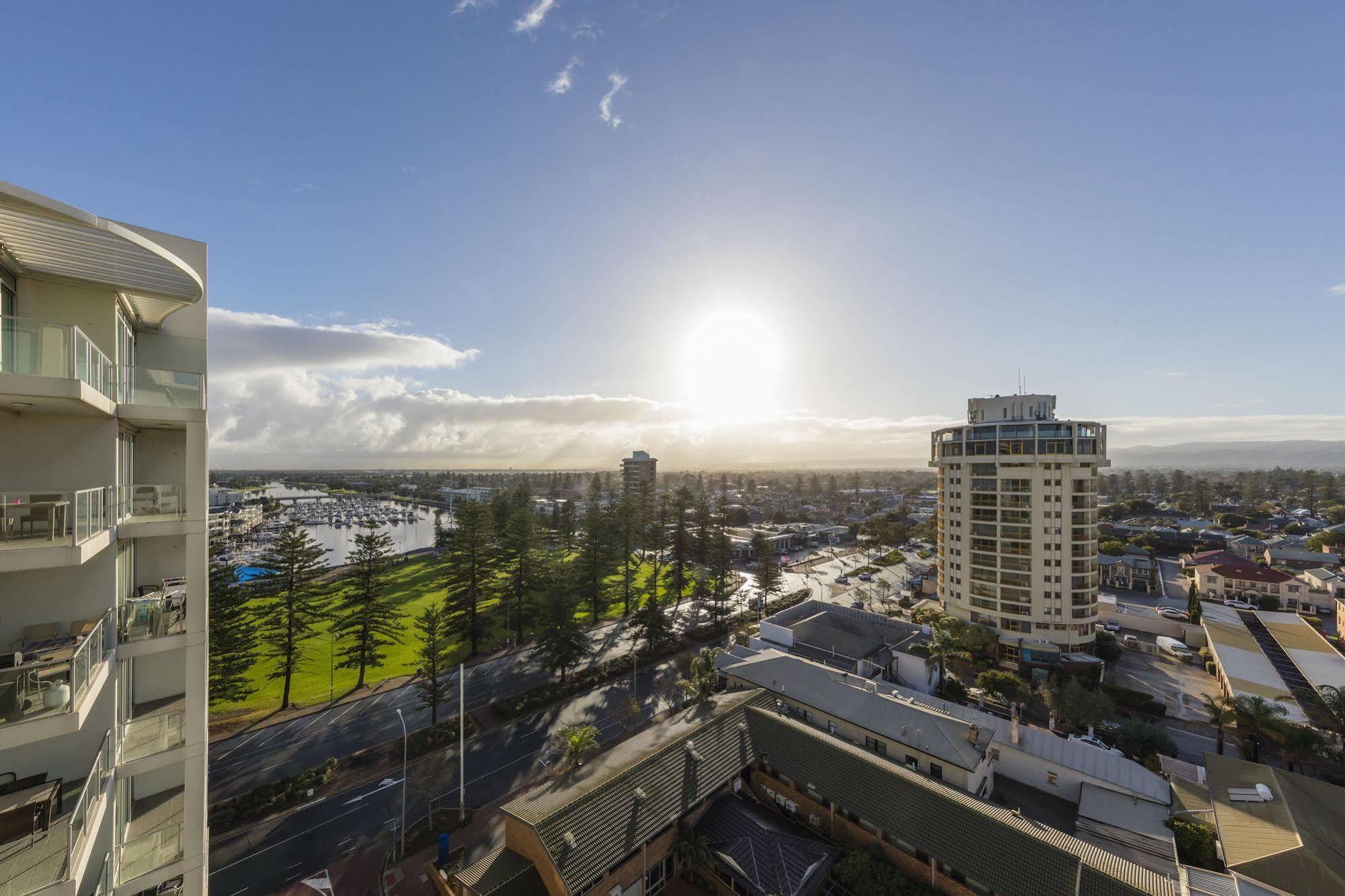 Oaks Glenelg Liberty Suites Adelaide Dış mekan fotoğraf